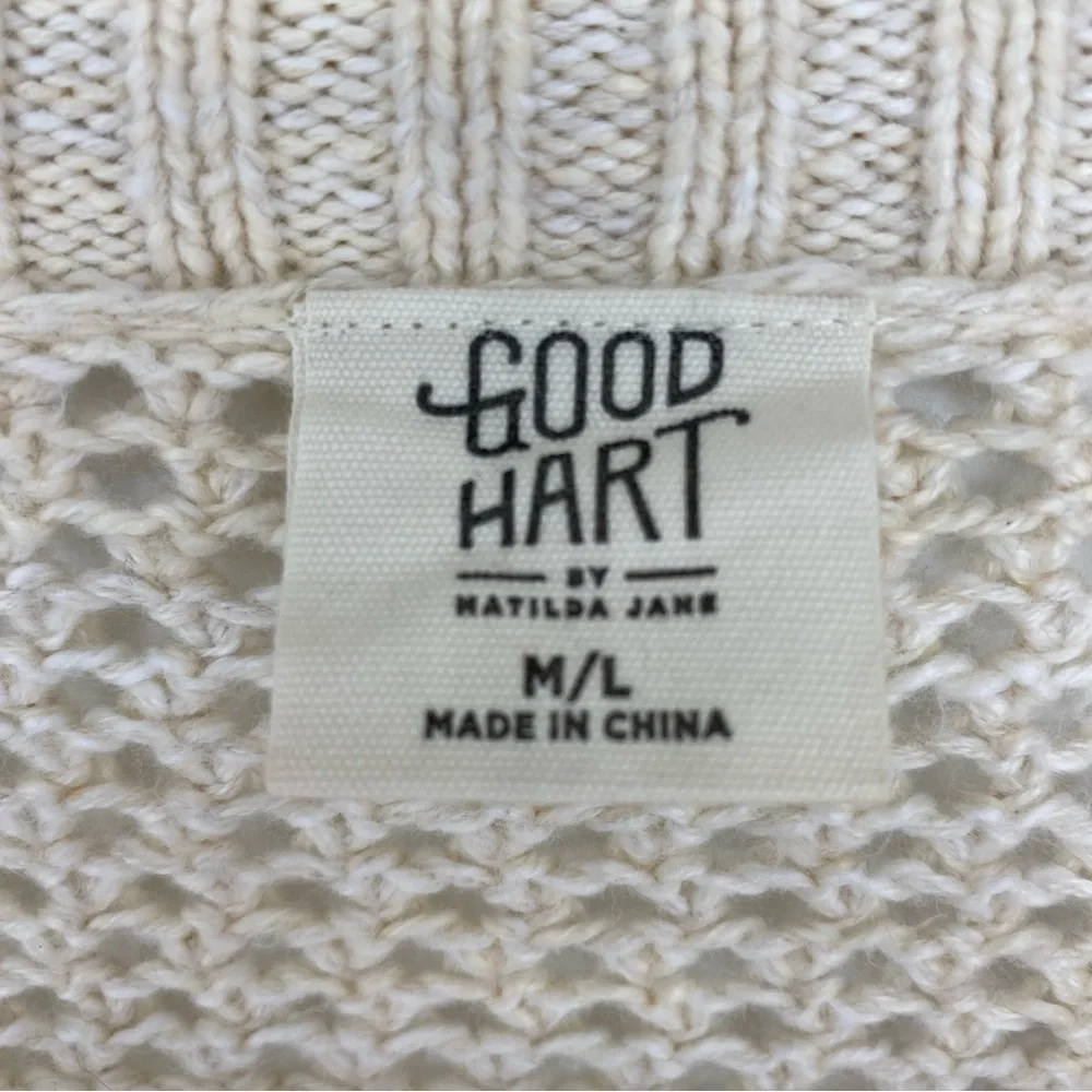 Good Hart crochet kimono with fringe bottom women's size med/Large